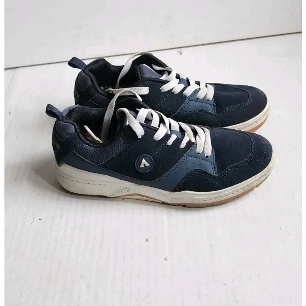 Airwalk Youth Size 4 Navy Blue Skate Shoes Sneakers Lace Up Casual Low Top Boys